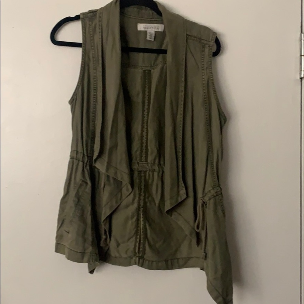 KENNETH COLE REACTION ARMY GREEN VEST